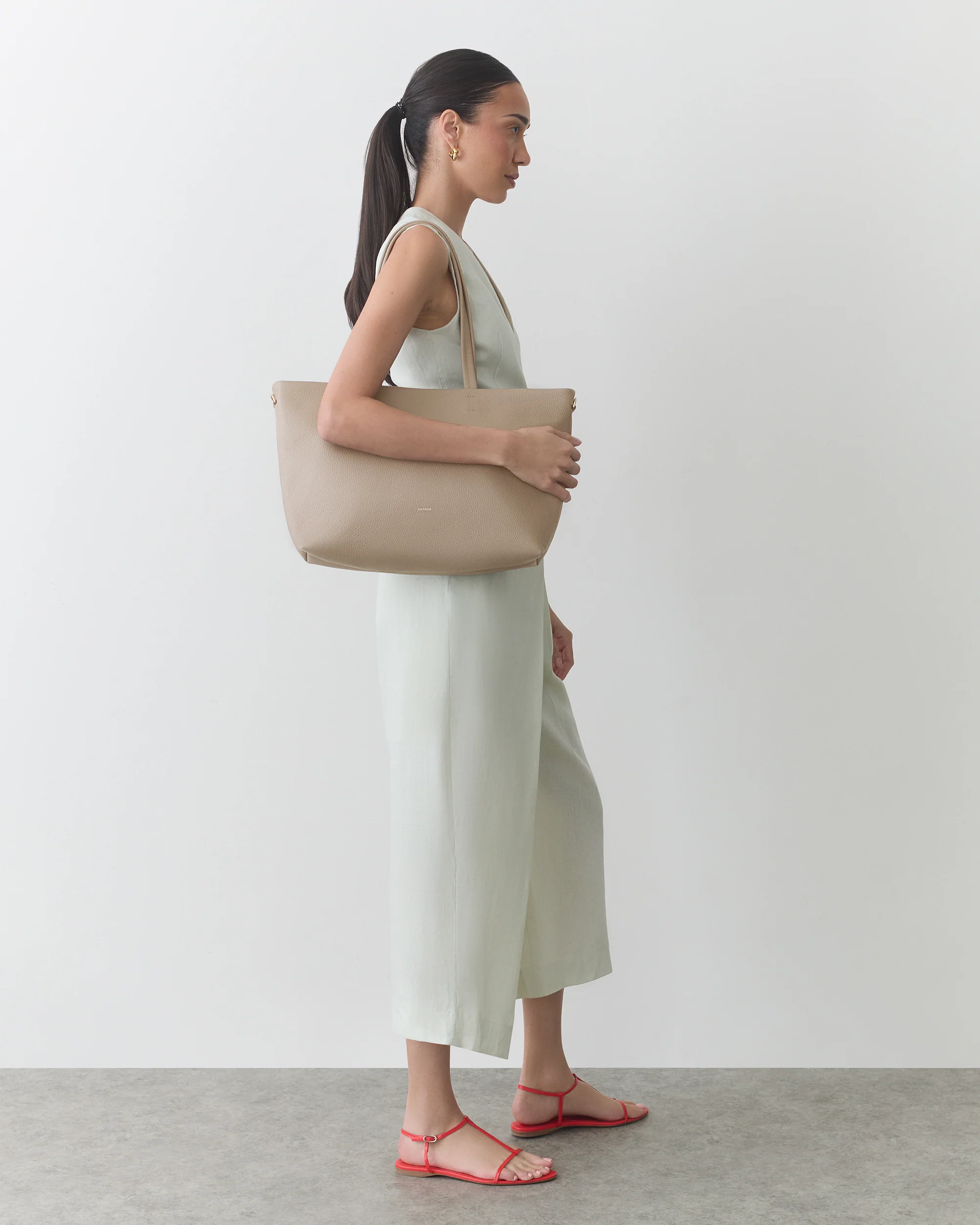 Product image 200